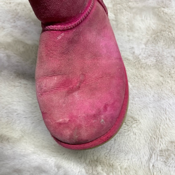 UGG Boots - Picture 6 of 8